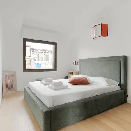 Guesthost - Modern Terrace Flat In Solari Area *