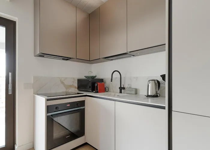 Guesthost - Modern Terrace Flat In Solari Area Apartmán *