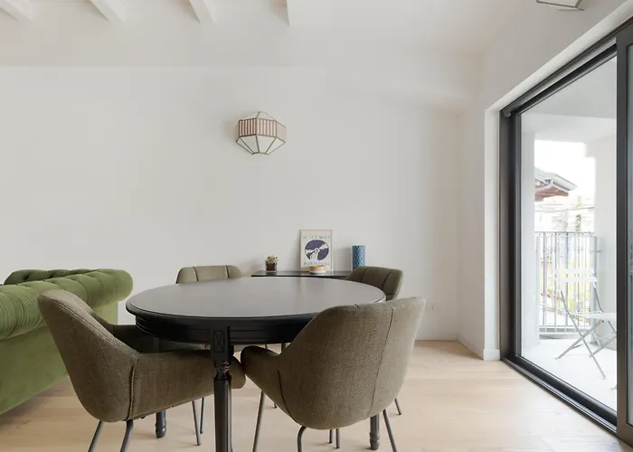 Guesthost - Modern Terrace Flat In Solari Area Apartmán Milán